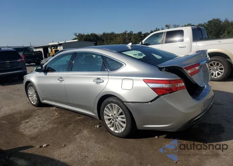 2015 Toyota Avalon Hybrid из США, поврежденный, VIN 4T1BD1EB8FU040790